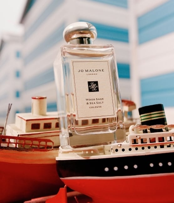  Respire o Ar Revigorante da Costa Britânica com Wood Sage & Sea Salt